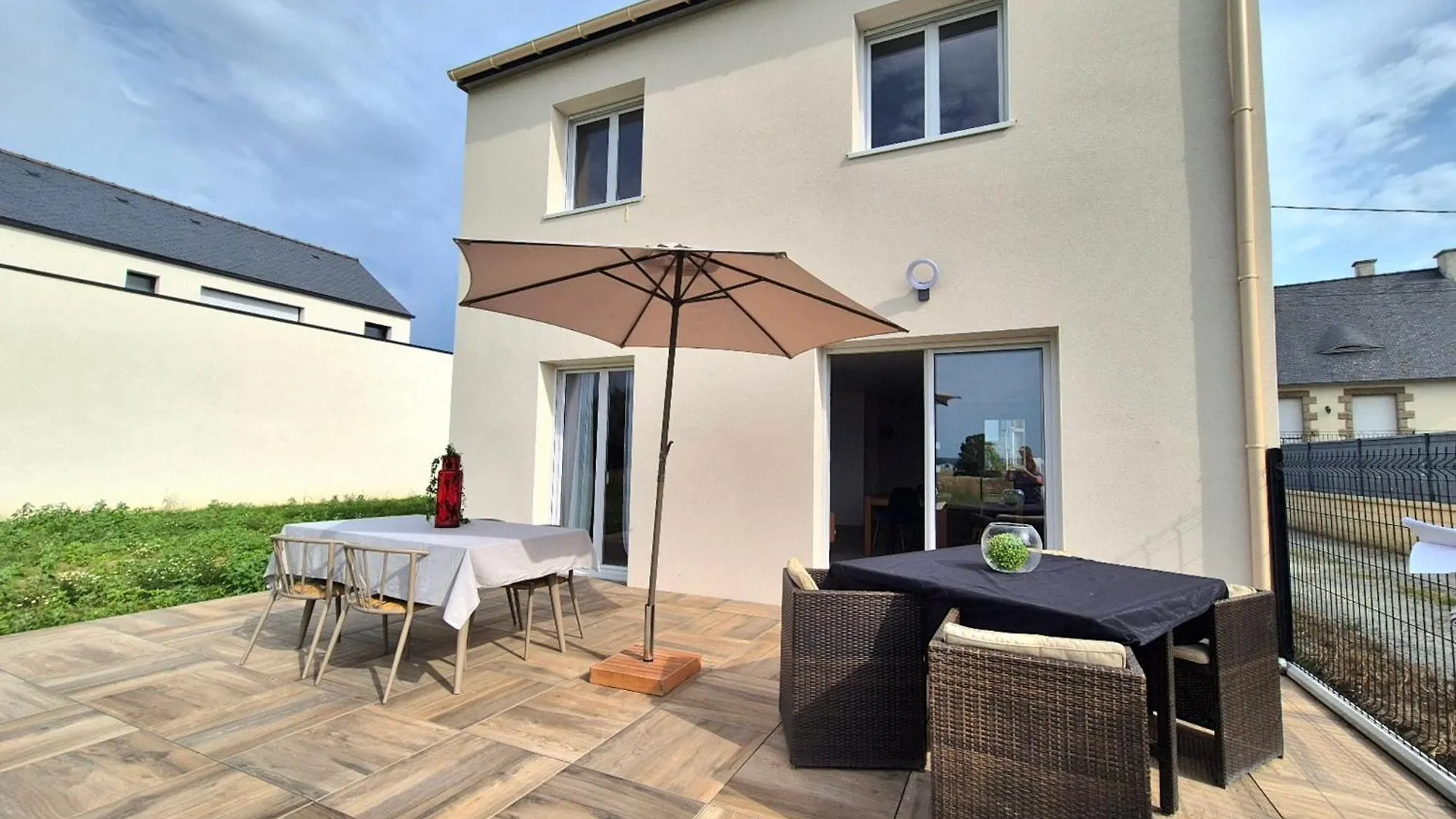 Beautiful 3 Bedroom House Close To The Sea Cherrueix